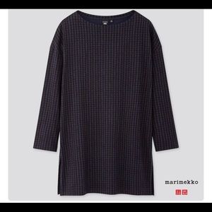 Marimekko blue long sleeve shirt by Uniqlo